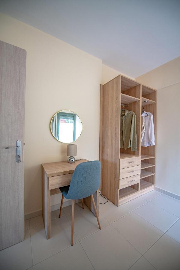 Eden Sunflower - Luxurious Apartment With Sea View Rhodes City Kültér fotó