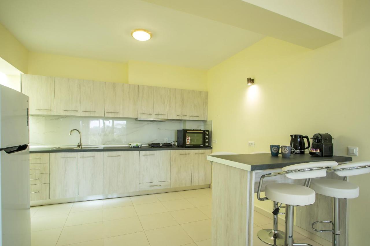 Eden Sunflower - Luxurious Apartment With Sea View Rhodes City Kültér fotó