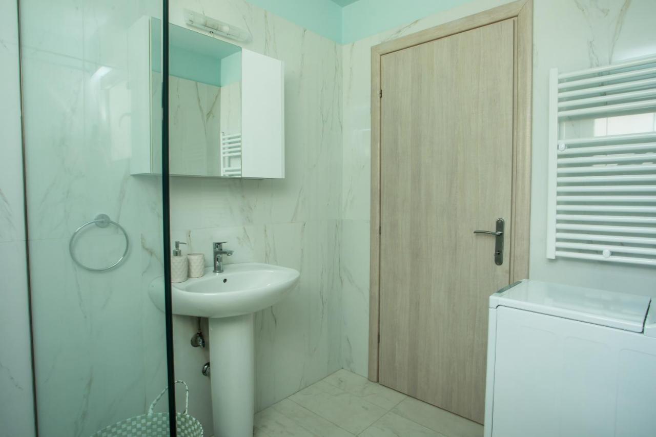 Eden Sunflower - Luxurious Apartment With Sea View Rhodes City Kültér fotó
